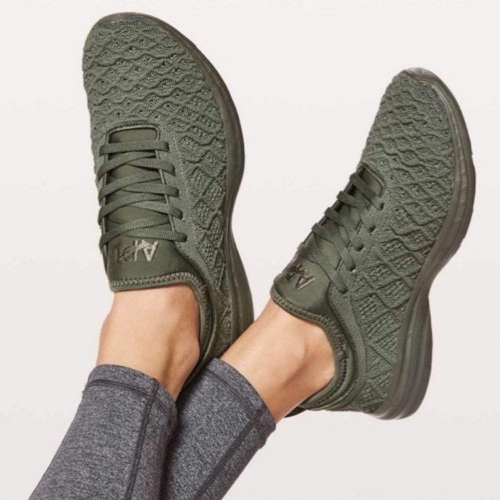 APL Women’s Techloom Phantom Shoes